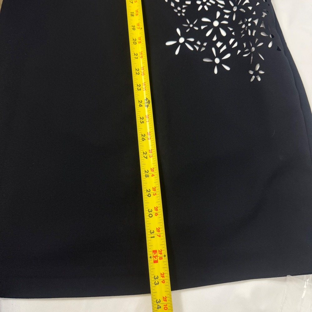 Calvin Klein Laser Cut Floral Sheath Dress Black White Casual Women Size 6P - Picture 13 of 14